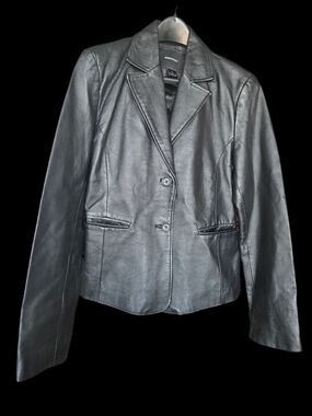 Isaac Mizrahi Genuine Leather BlazeIsaac Mizrahi Black Leather Two-Button Blazer